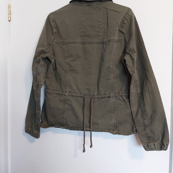 🌱Hollister Army Jacket - Picture 4 of 4